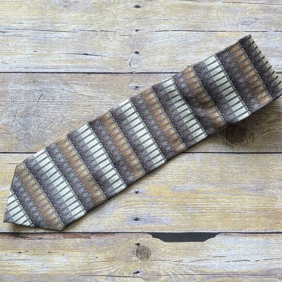 Bergamo New York One Size Mens Tie Gold and Black 58”x 3” - Picture 3 of 11